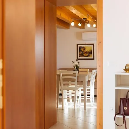 Diffuso P.lacchin Apartment *